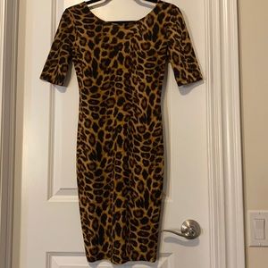 Forever 21 leopard print sleeve dress